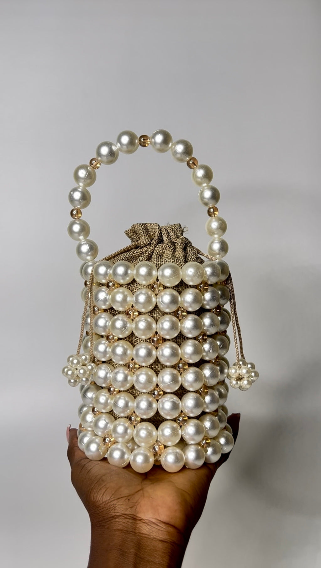 ERIN PEARL BUCKET BAG